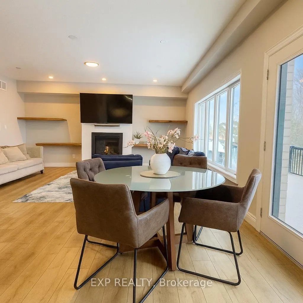 Photo 5 of 195 Water Street, Waterloo — HOMEH