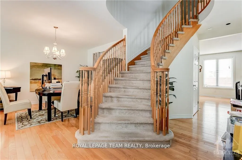 Photo 3 of 153 Tapestry Drive, Ottawa, Barrhaven - Strandherd — HOMEH