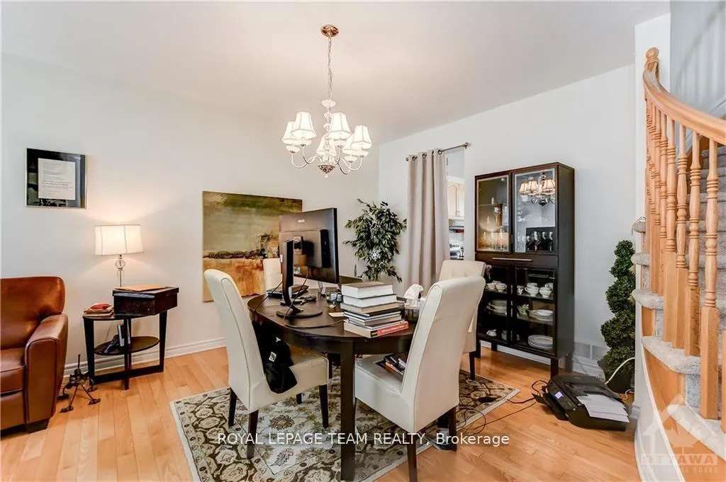 Photo 8 of 153 Tapestry Drive, Ottawa, Barrhaven - Strandherd — HOMEH
