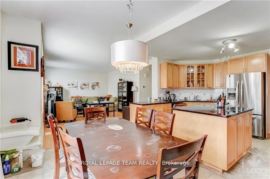 Photo 14 of 153 Tapestry Drive, Ottawa, Barrhaven - Strandherd — HOMEH