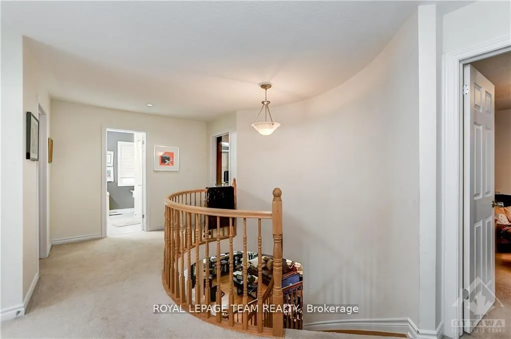 Photo 19 of 153 Tapestry Drive, Ottawa, Barrhaven - Strandherd — HOMEH