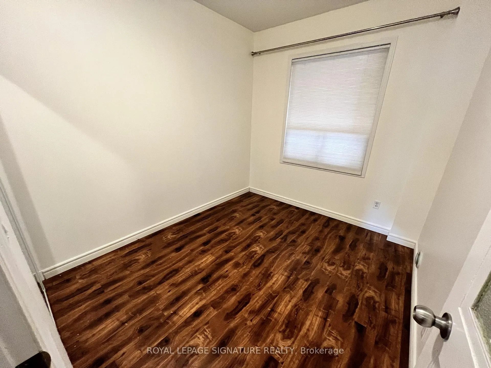 Photo 6 of Unit Main, 800 Pape Avenue, Toronto, Playter Estates-Danforth — HOMEH