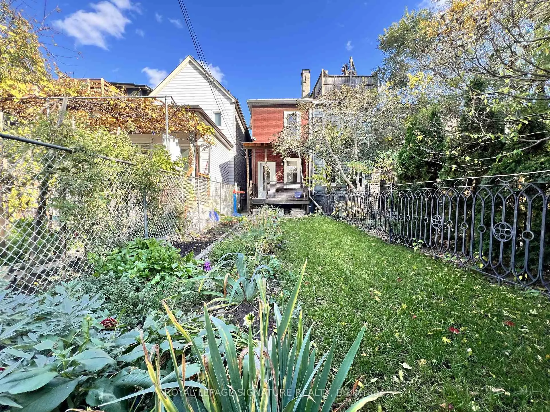 Photo 19 of Unit Main, 800 Pape Avenue, Toronto, Playter Estates-Danforth — HOMEH