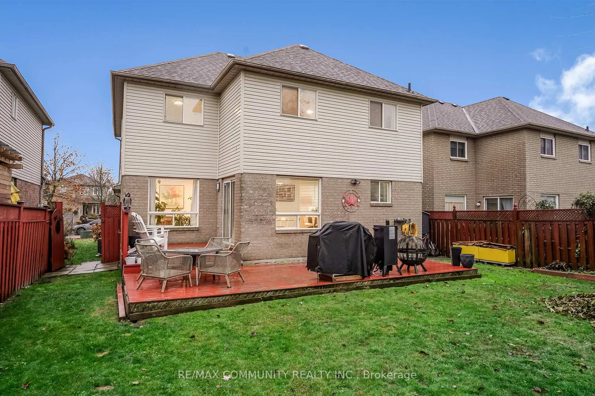 Photo 6 of 4 Edgerton Drive N, Clarington, Bowmanville — HOMEH