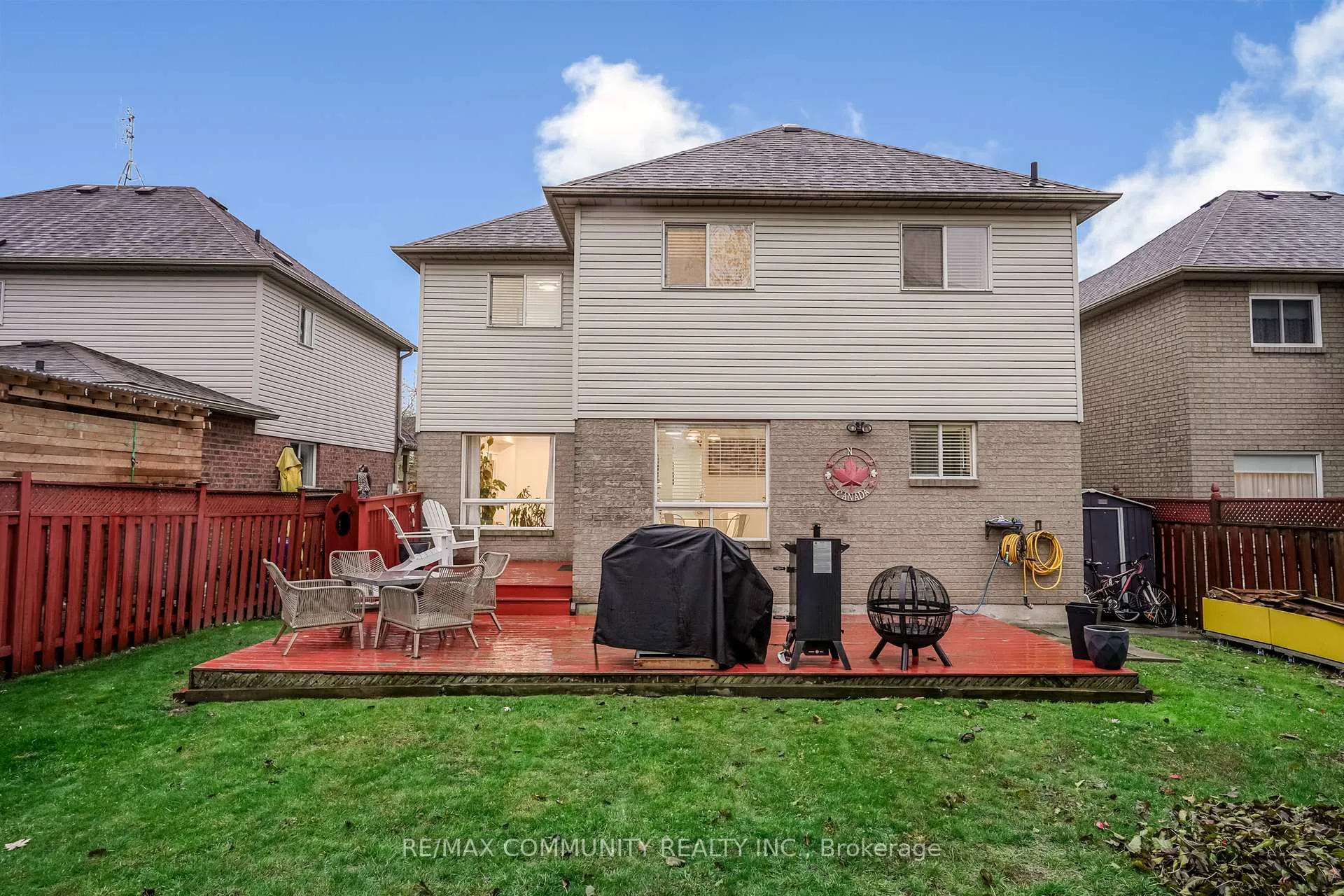 Photo 7 of 4 Edgerton Drive N, Clarington, Bowmanville — HOMEH