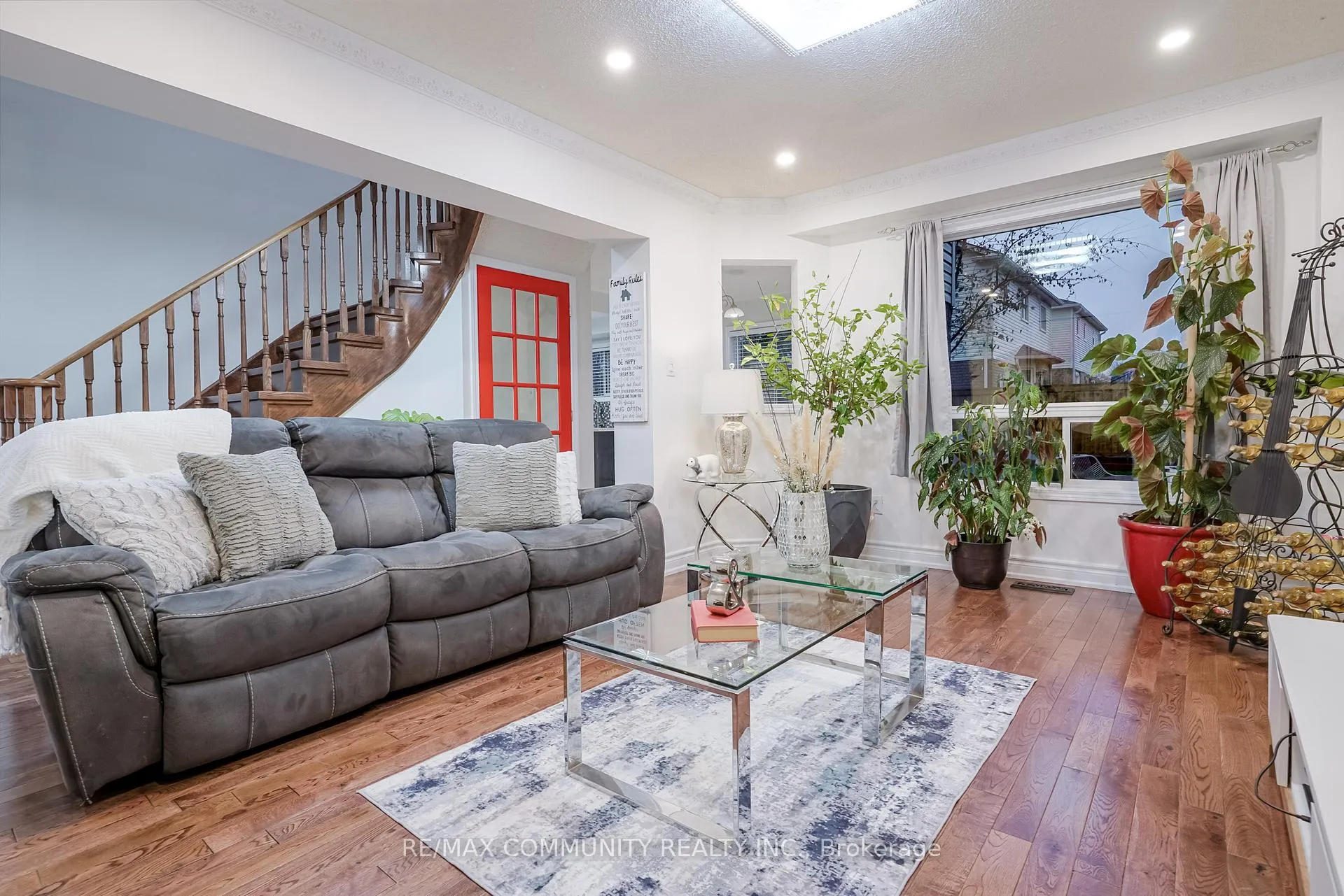 Photo 25 of 4 Edgerton Drive N, Clarington, Bowmanville — HOMEH