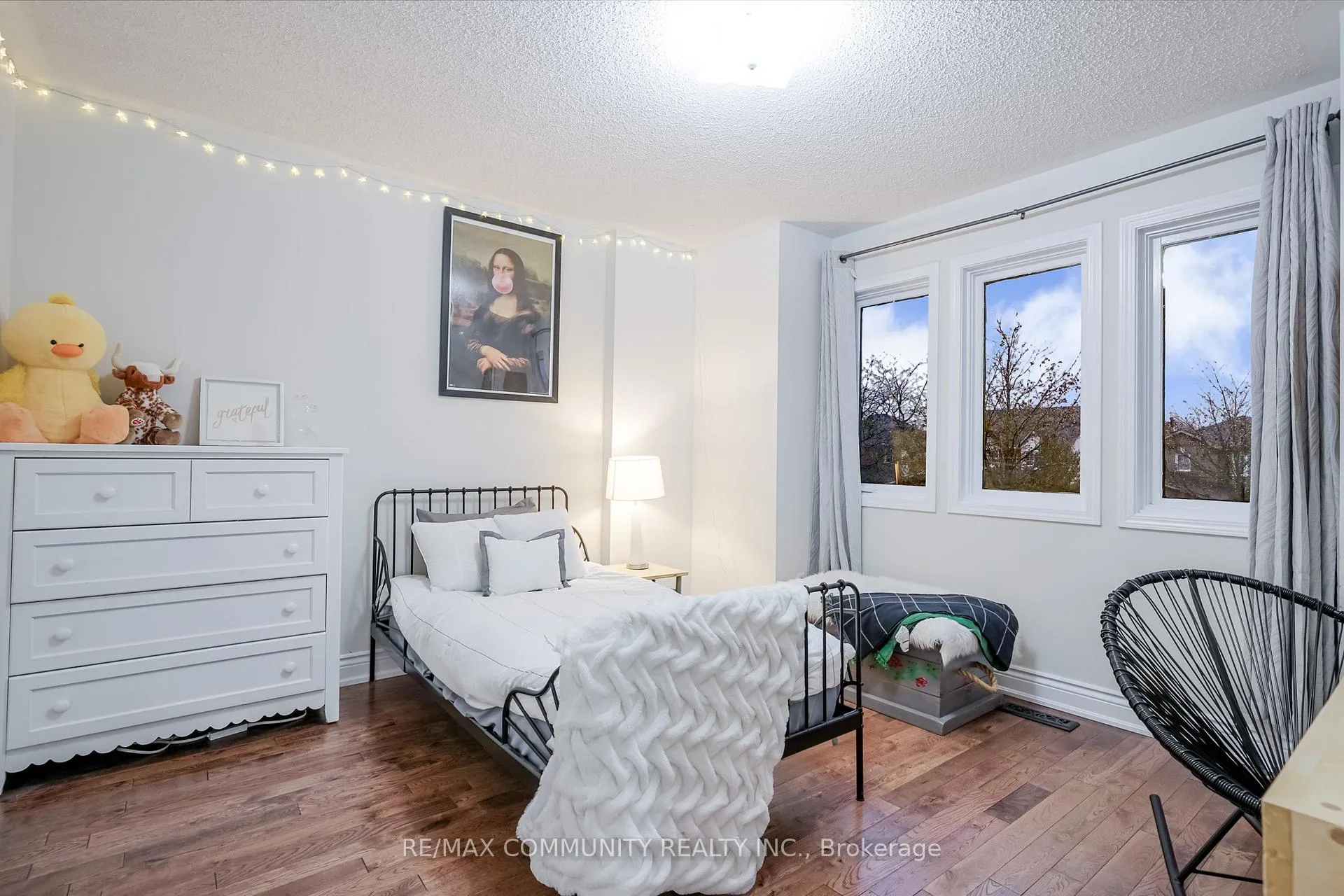 Photo 39 of 4 Edgerton Drive N, Clarington, Bowmanville — HOMEH