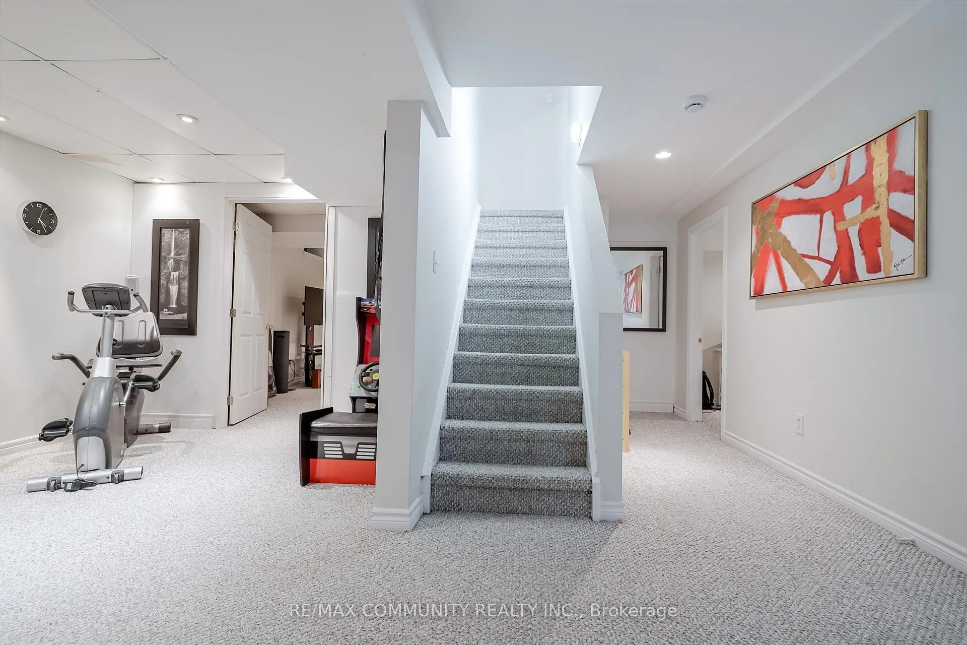 Photo 44 of 4 Edgerton Drive N, Clarington, Bowmanville — HOMEH