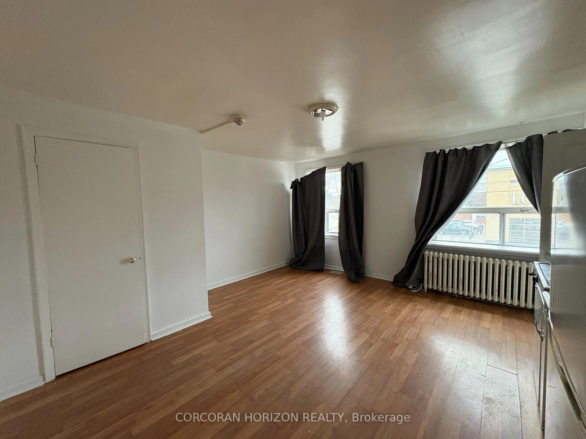 Photo 1 of Unit Upper, 1020 Coxwell Avenue, Toronto, East York — HOMEH