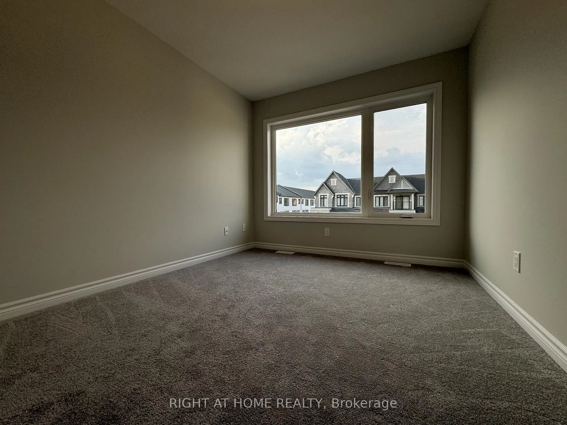 Photo 23 of 1107 Thompson Drive, Oshawa, Kedron — HOMEH