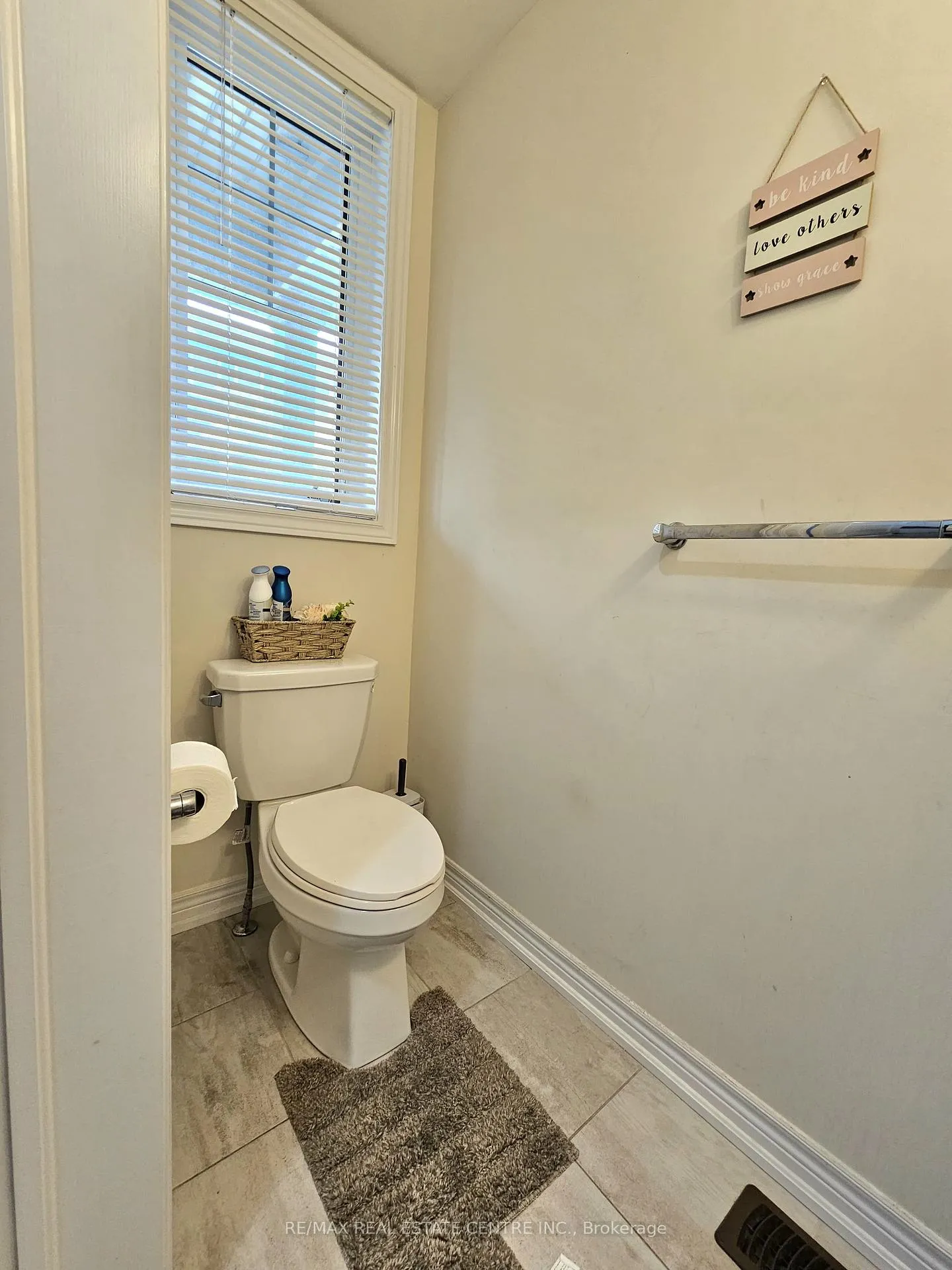Photo 18 of Unit 75, 1890 Rymal Road E, Hamilton, Hannon — HOMEH