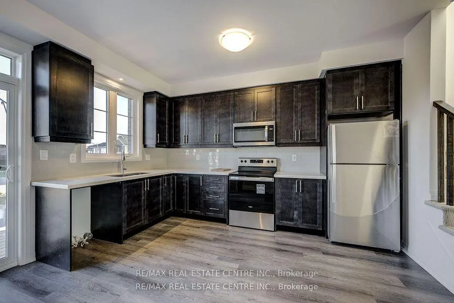 Photo 7 of Unit 1, 120 Court Drive, Brant, Paris — HOMEH
