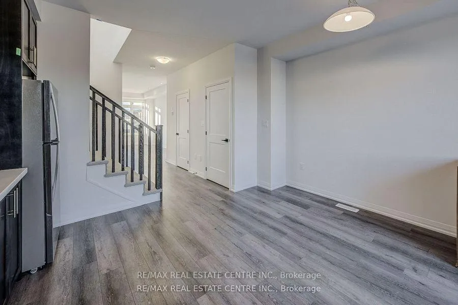 Photo 11 of Unit 1, 120 Court Drive, Brant, Paris — HOMEH