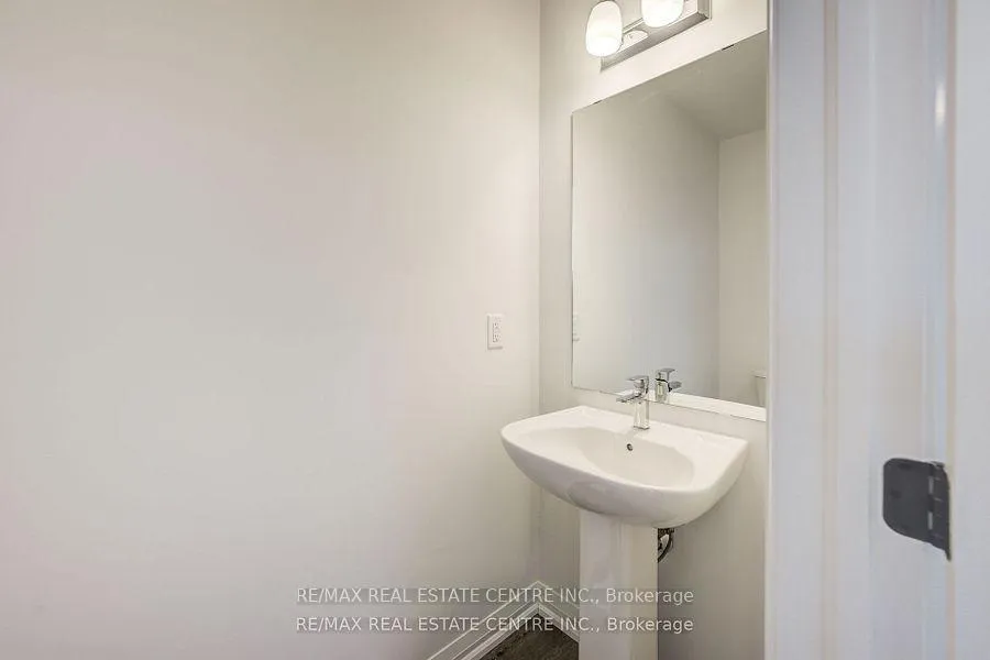 Photo 13 of Unit 1, 120 Court Drive, Brant, Paris — HOMEH