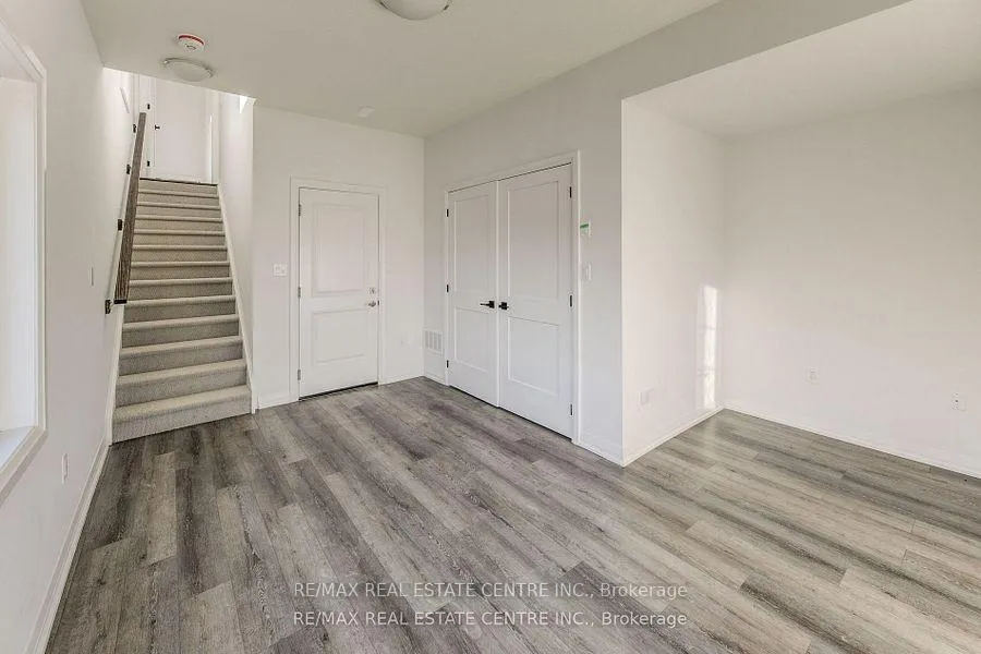 Photo 29 of Unit 1, 120 Court Drive, Brant, Paris — HOMEH