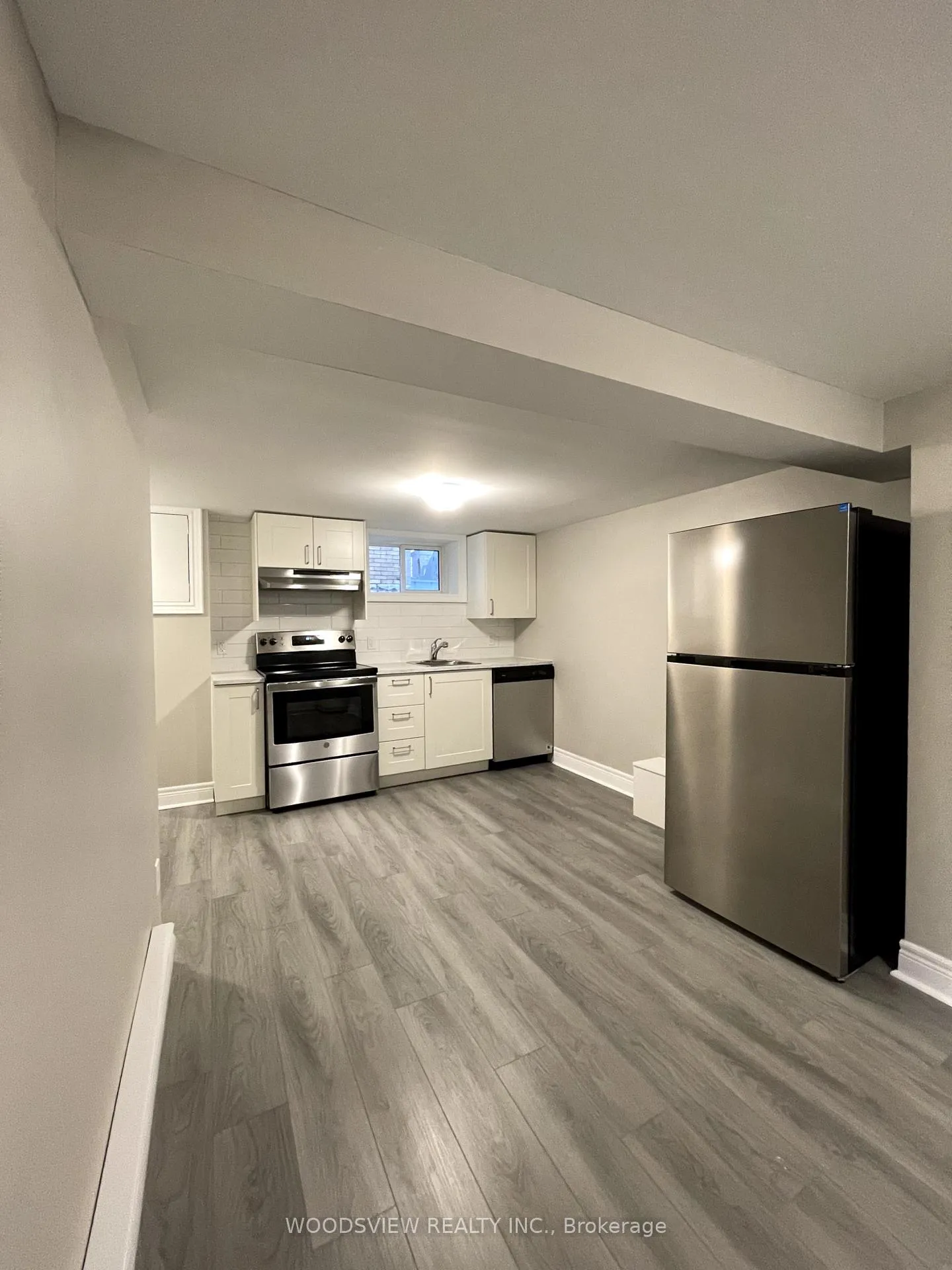 Photo 3 of Unit Lower, 24 Leinster Avenue S, Hamilton, Stipley — HOMEH