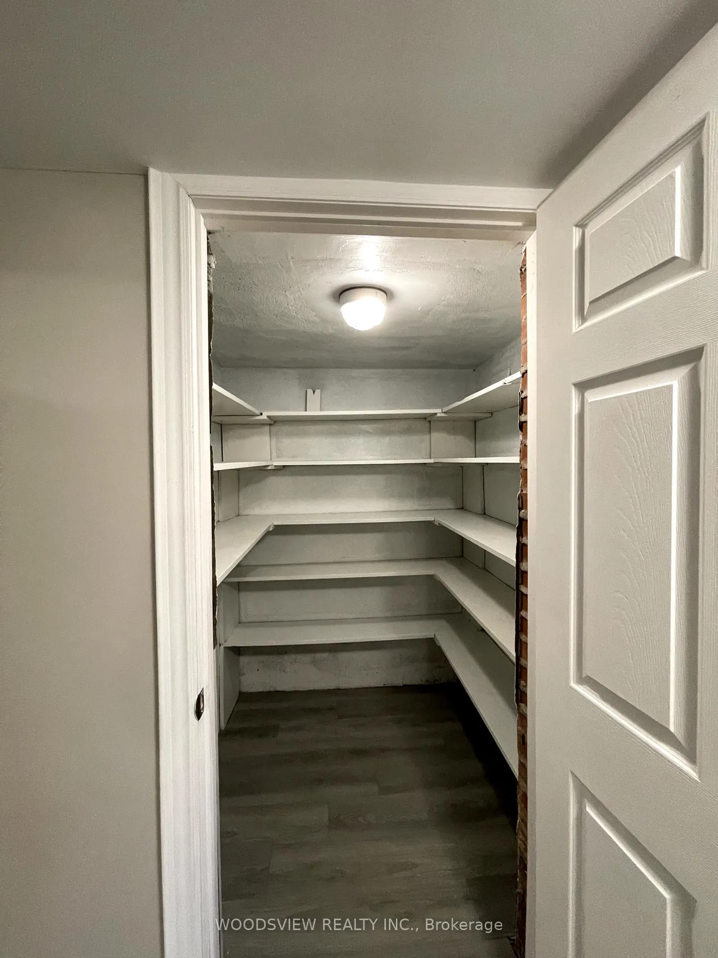 Photo 7 of Unit Lower, 24 Leinster Avenue S, Hamilton, Stipley — HOMEH