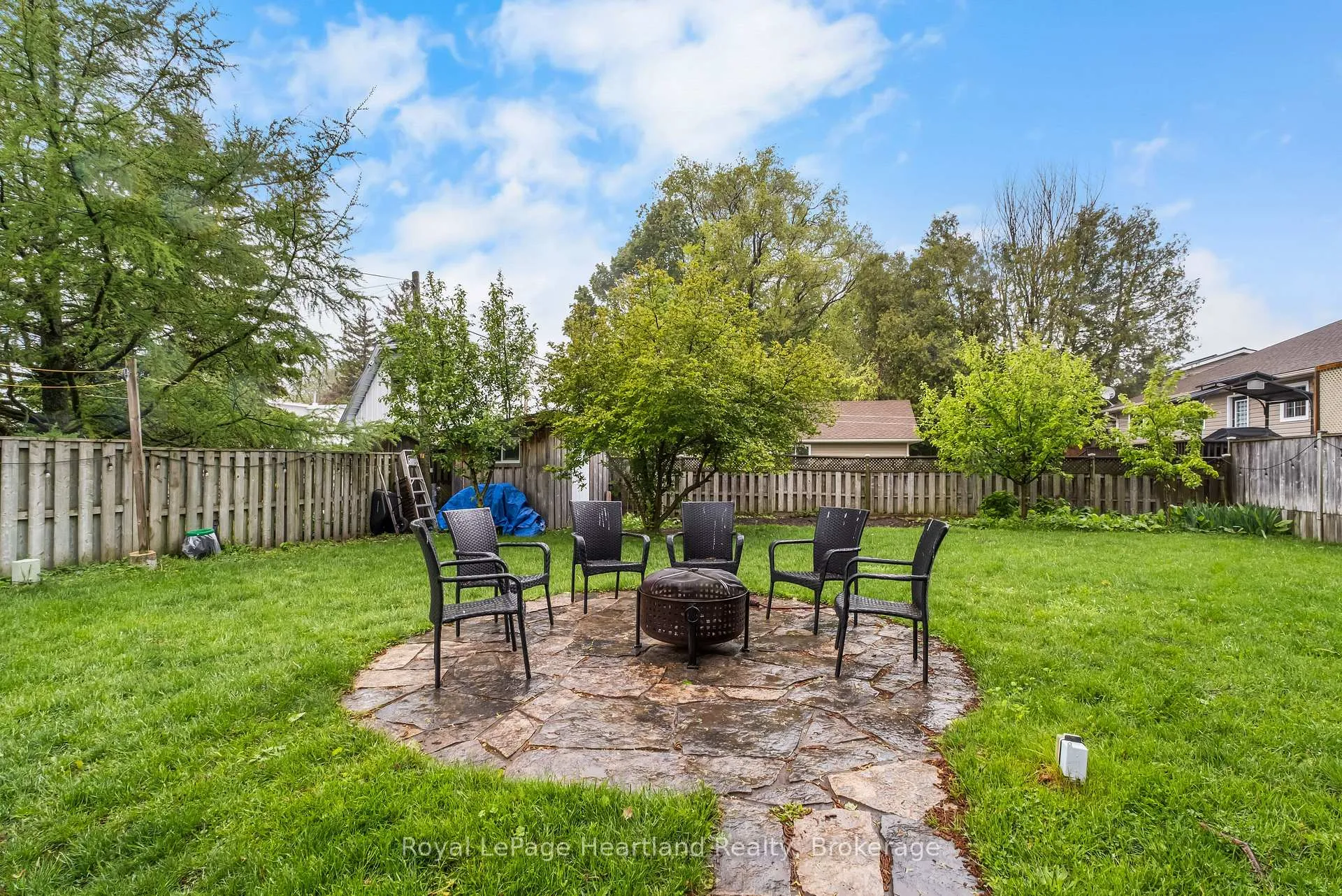 Photo 28 of Unit 1, 43 Raglan Street E, Goderich, Goderich (Town) — HOMEH