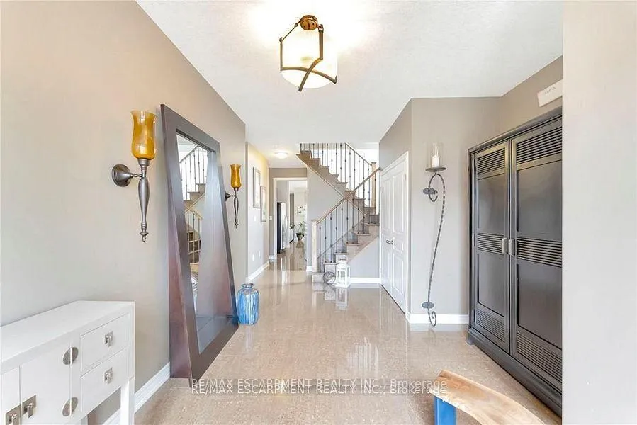 Photo 6 of 349 Valridge Drive, Hamilton, Ancaster — HOMEH