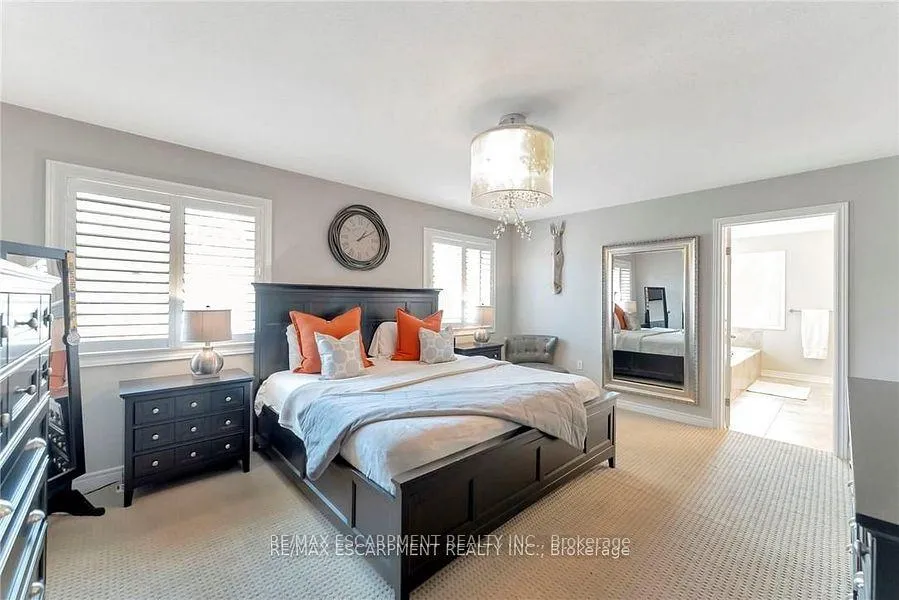 Photo 19 of 349 Valridge Drive, Hamilton, Ancaster — HOMEH