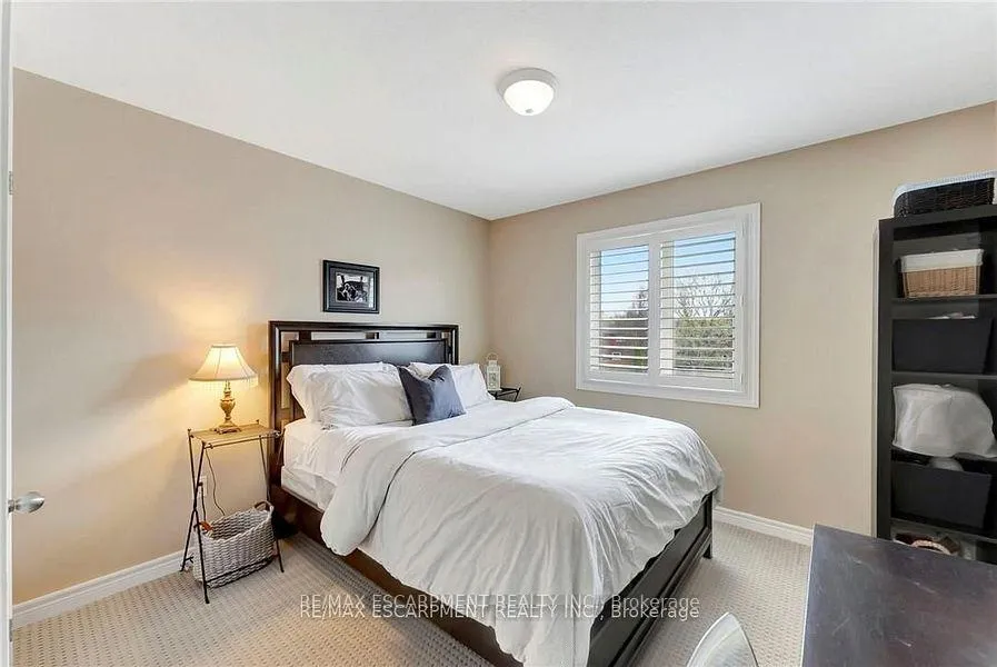 Photo 21 of 349 Valridge Drive, Hamilton, Ancaster — HOMEH