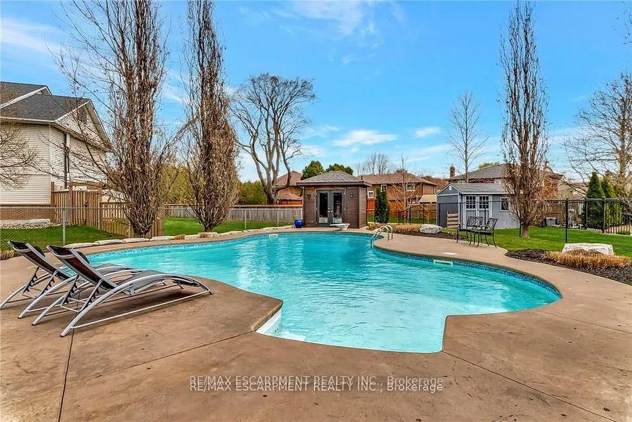 Photo 39 of 349 Valridge Drive, Hamilton, Ancaster — HOMEH