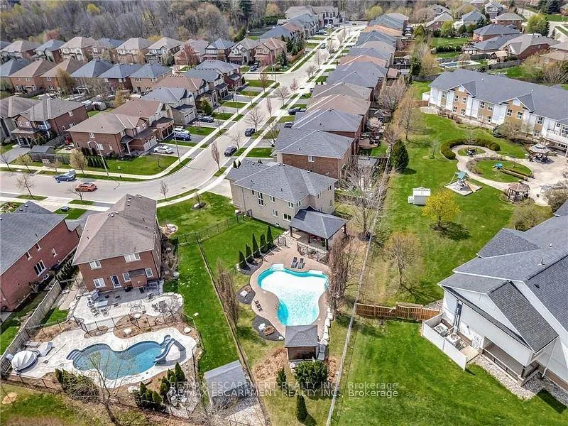 Photo 42 of 349 Valridge Drive, Hamilton, Ancaster — HOMEH