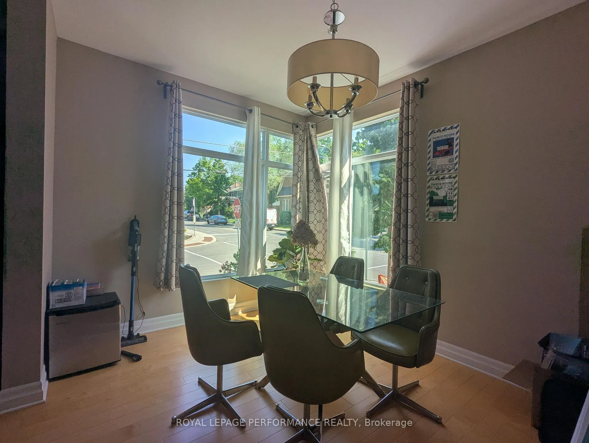 Photo 2 of Unit A, 70 Seneca Street, Ottawa, Old Ottawa South — HOMEH