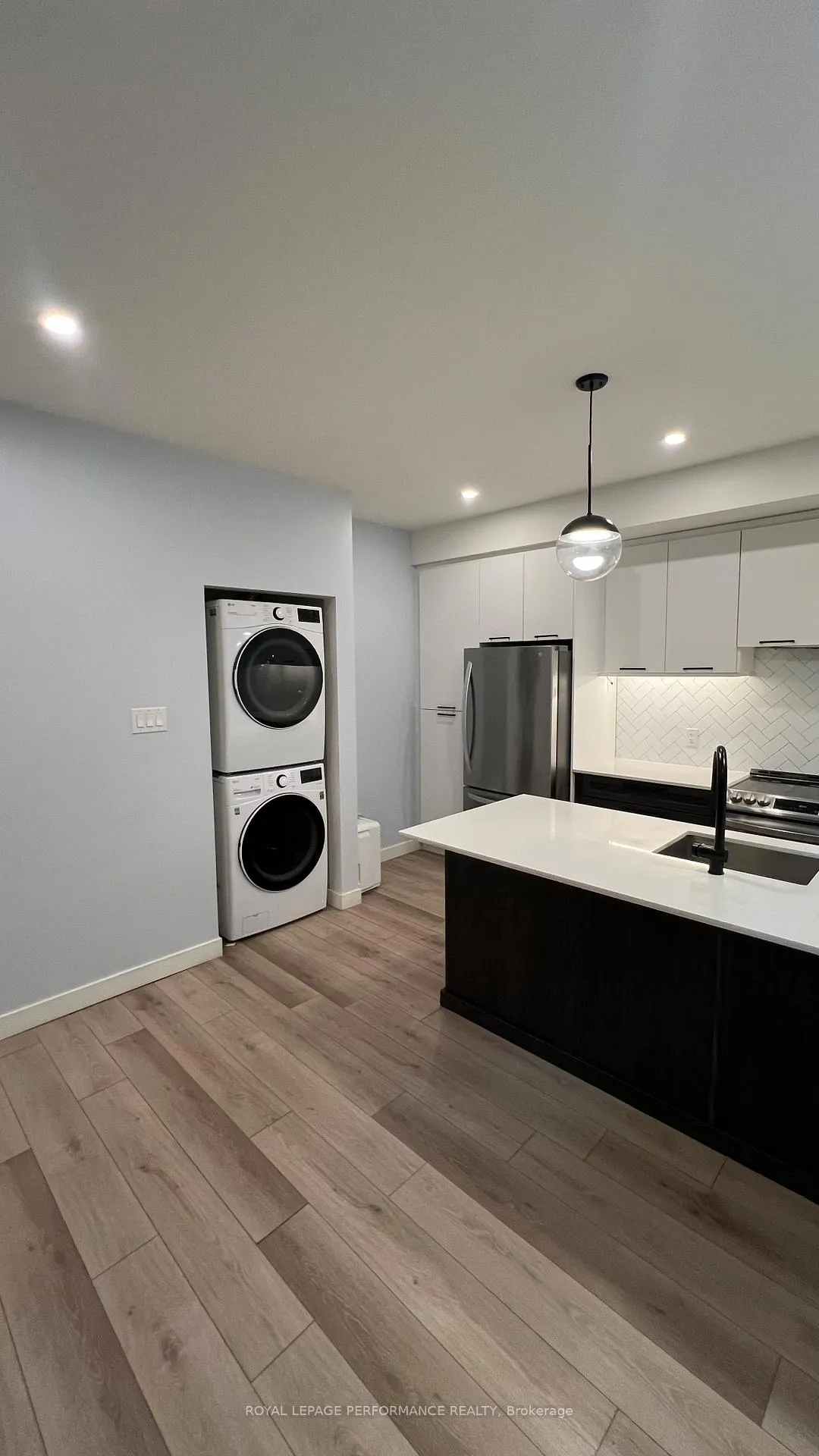 Photo 9 of Unit B, 189 Stanley Avenue, Ottawa, New Edinburgh — HOMEH