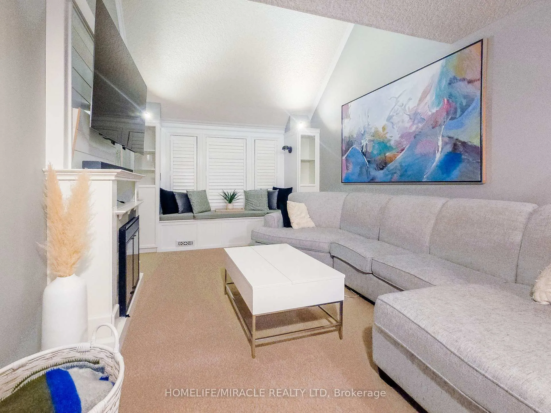Photo 6 of 228 Sunny Meadow Court, Kitchener — HOMEH
