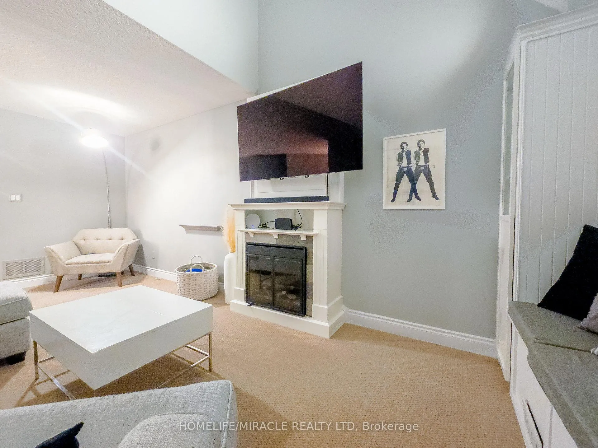 Photo 8 of 228 Sunny Meadow Court, Kitchener — HOMEH