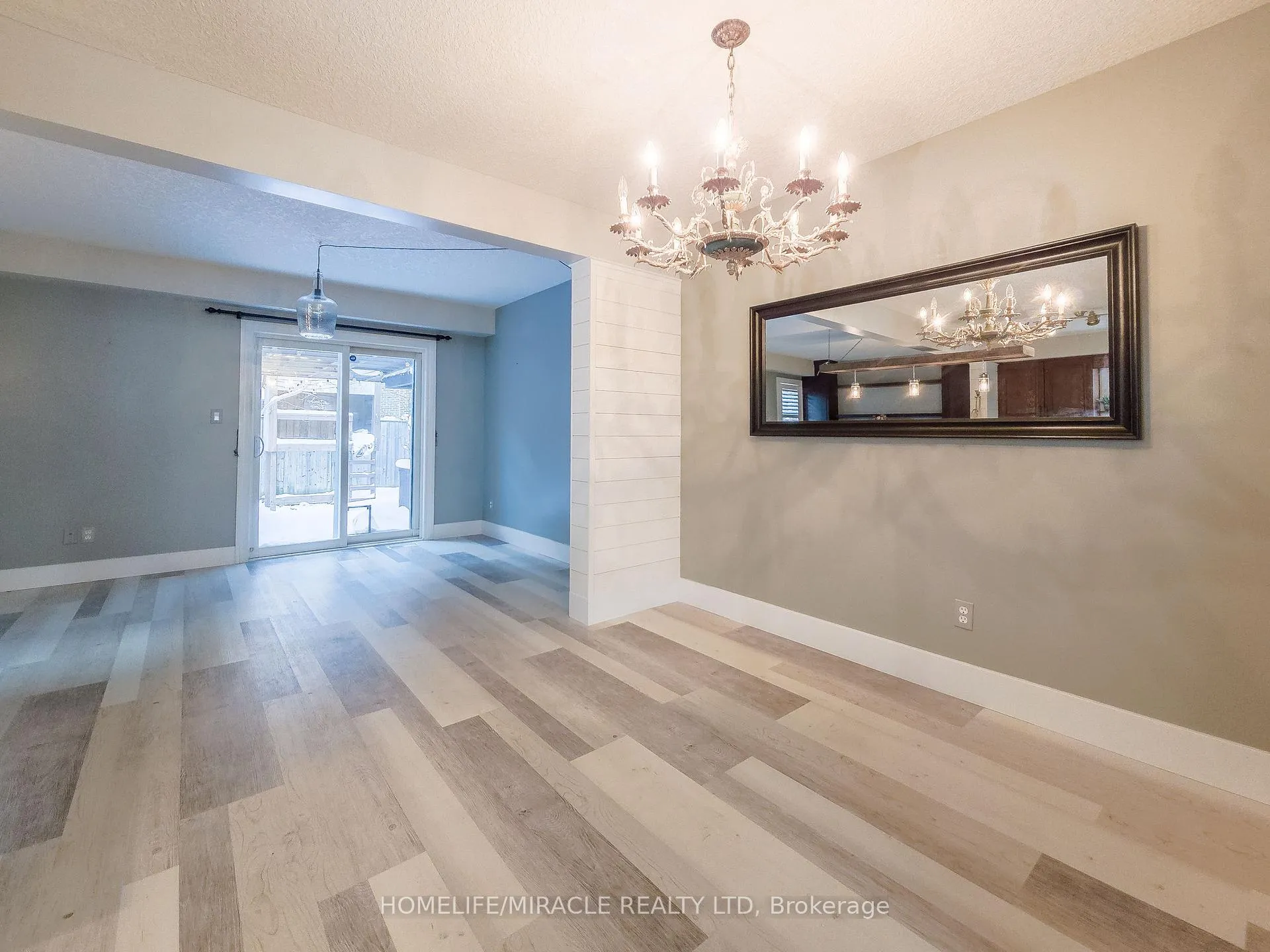 Photo 10 of 228 Sunny Meadow Court, Kitchener — HOMEH