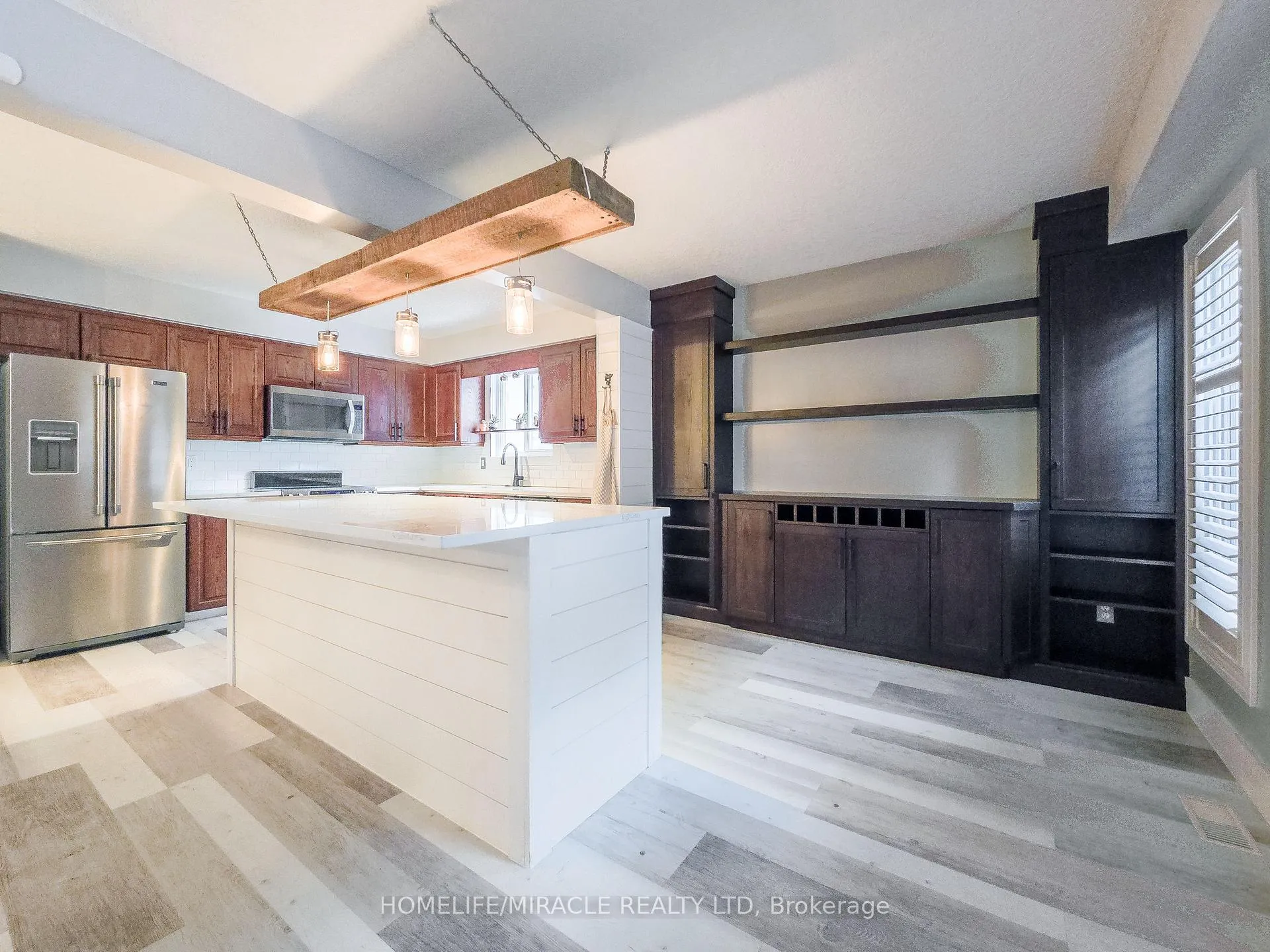Photo 13 of 228 Sunny Meadow Court, Kitchener — HOMEH