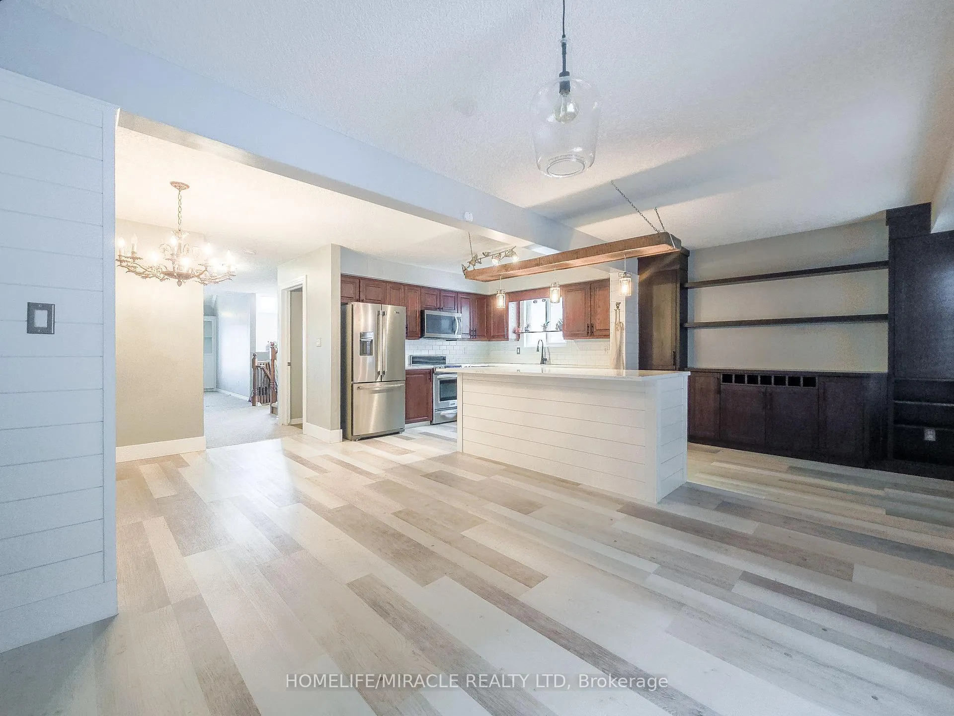 Photo 14 of 228 Sunny Meadow Court, Kitchener — HOMEH
