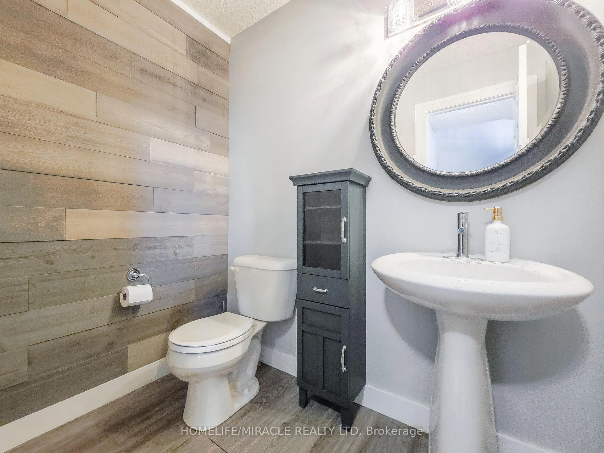 Photo 20 of 228 Sunny Meadow Court, Kitchener — HOMEH