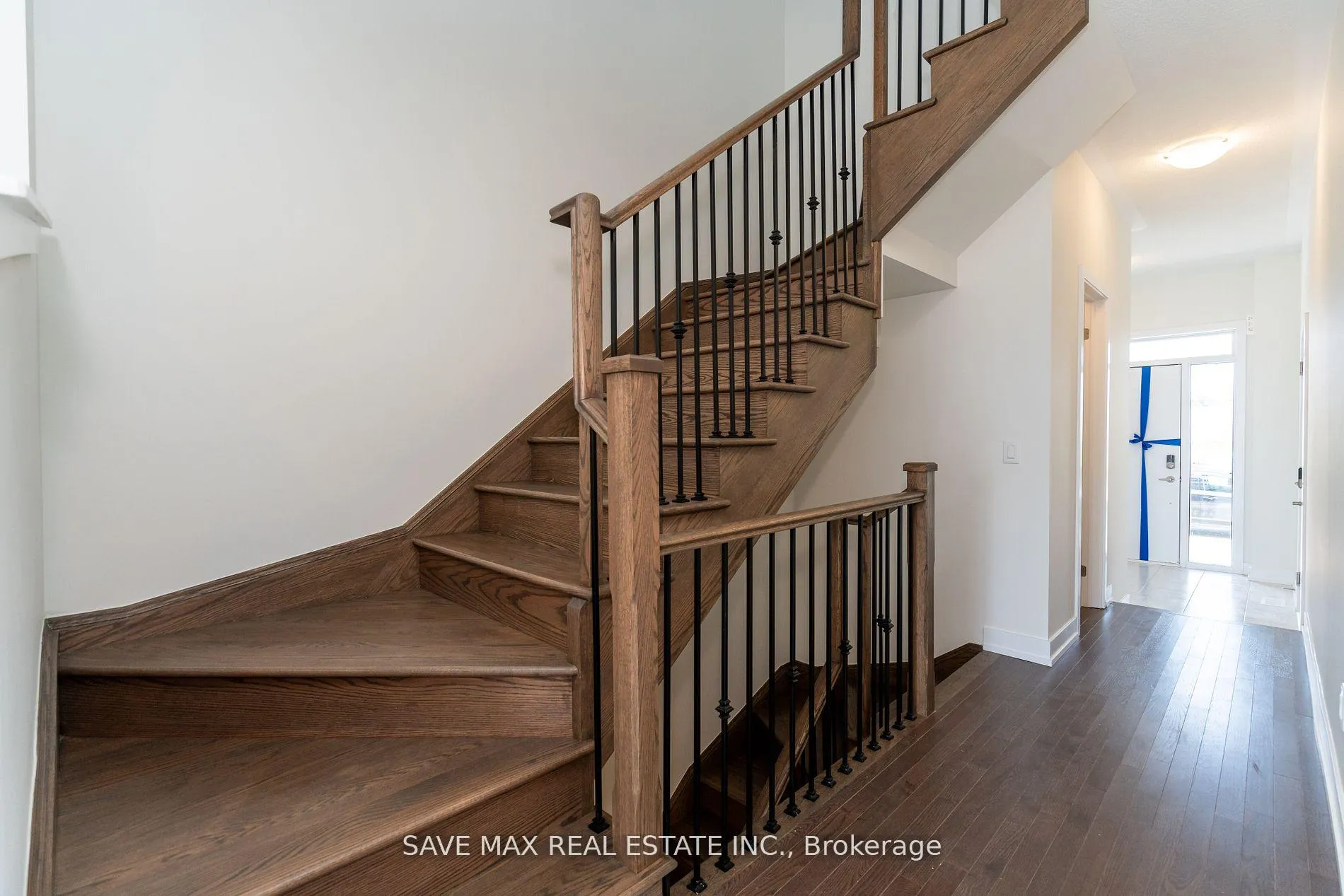 Photo 12 of 1082 Thompson Drive, Oshawa, Kedron — HOMEH