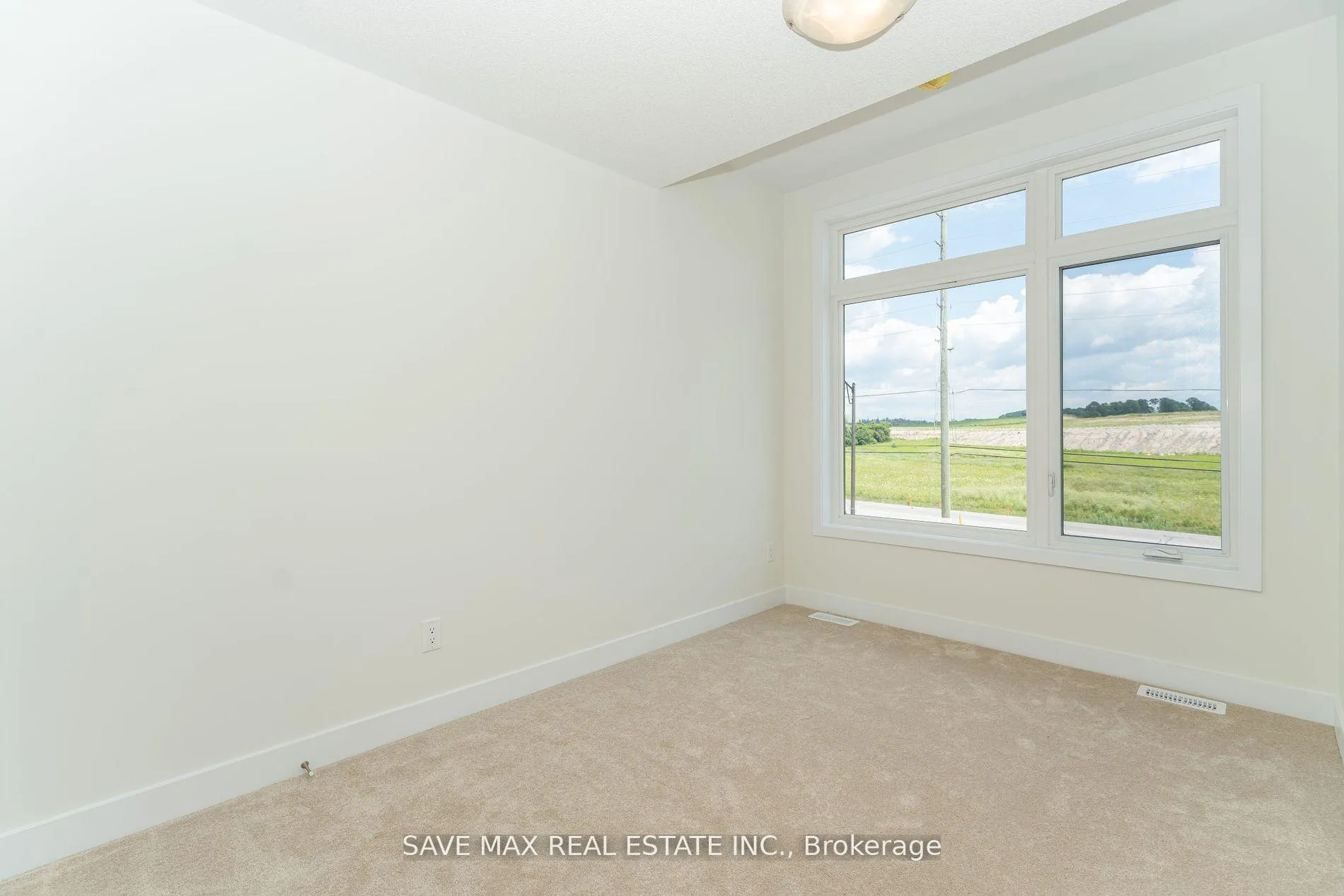 Photo 14 of 1082 Thompson Drive, Oshawa, Kedron — HOMEH