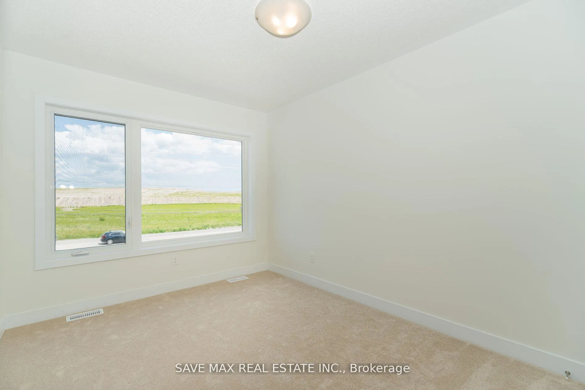 Photo 17 of 1082 Thompson Drive, Oshawa, Kedron — HOMEH