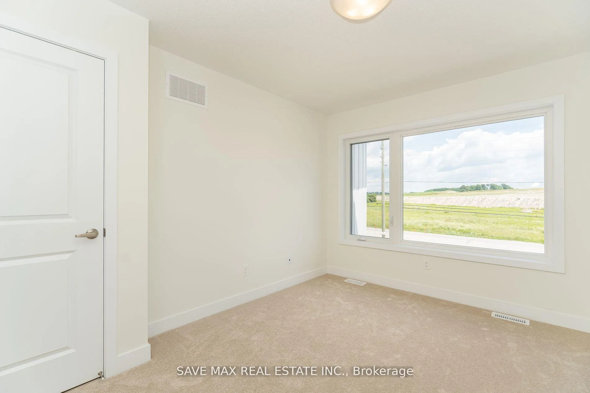 Photo 19 of 1082 Thompson Drive, Oshawa, Kedron — HOMEH