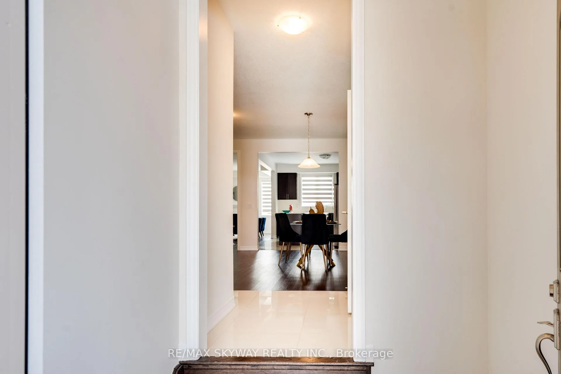 Photo 8 of 516 Beckview Crescent, Kitchener — HOMEH