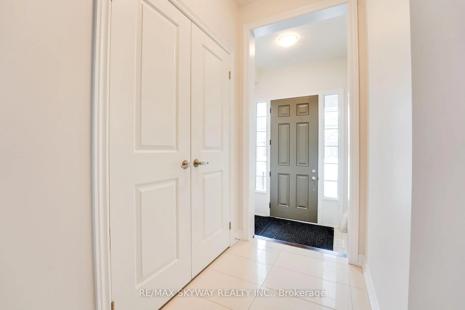 Photo 10 of 516 Beckview Crescent, Kitchener — HOMEH