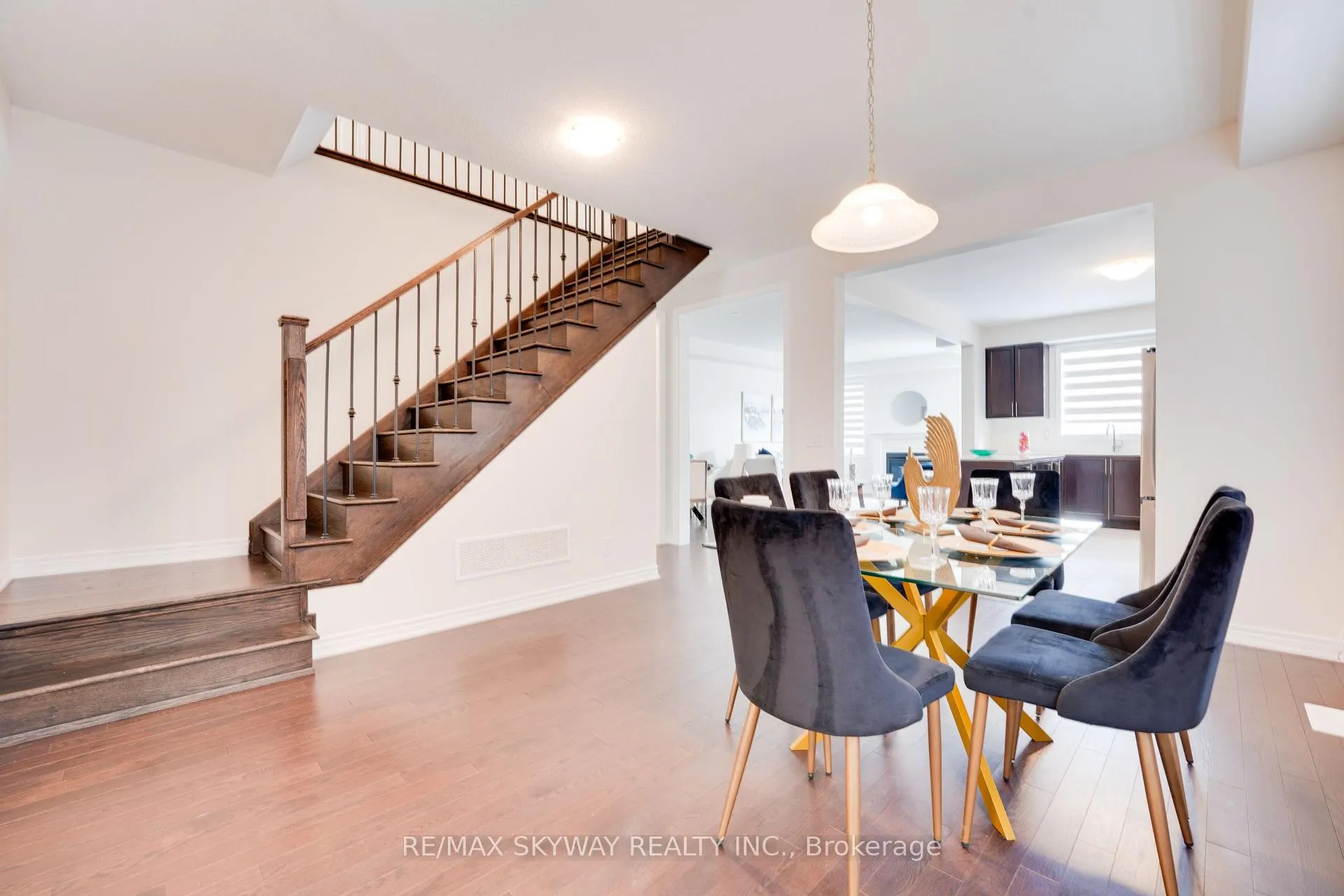Photo 14 of 516 Beckview Crescent, Kitchener — HOMEH