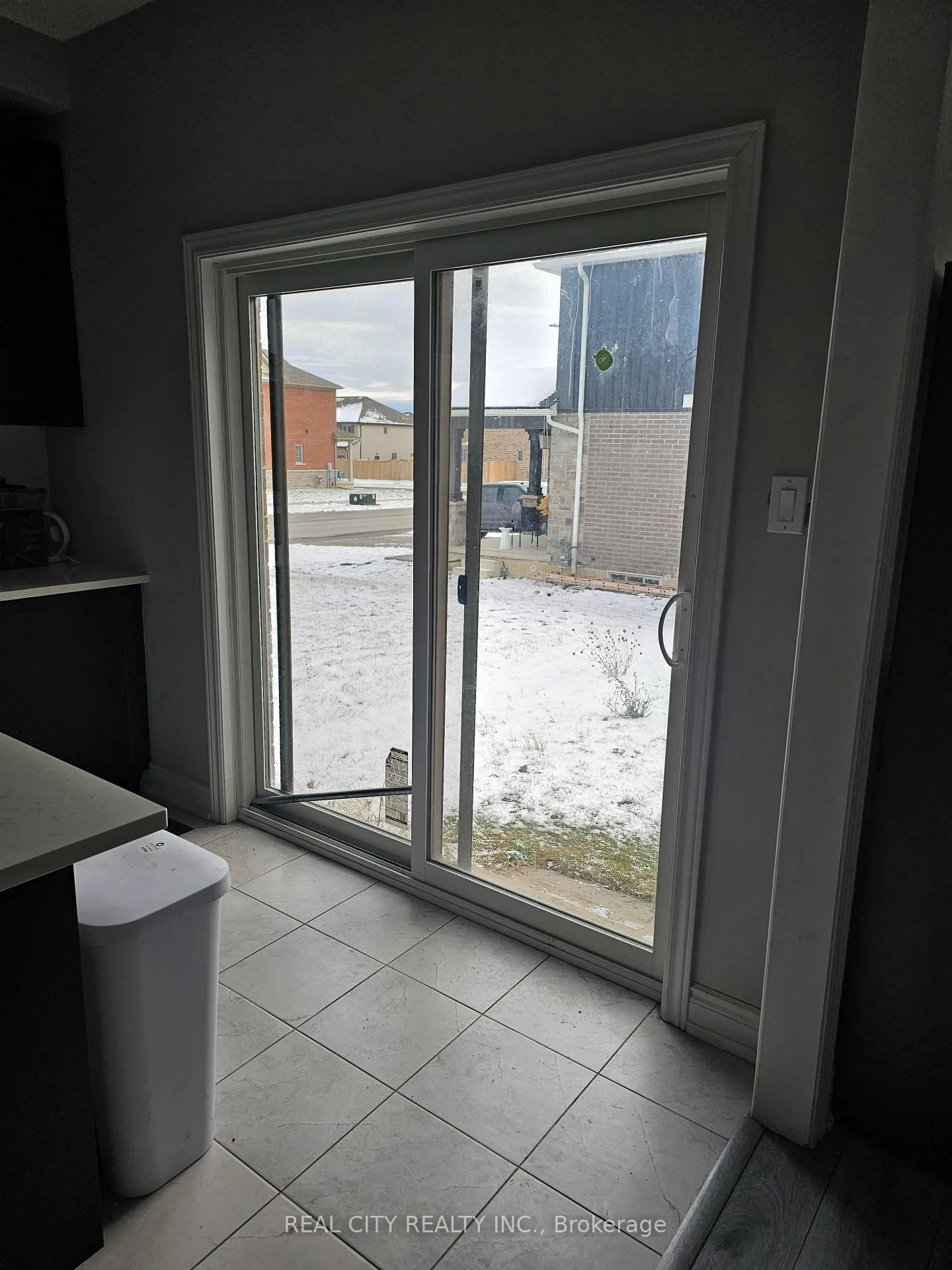 Photo 5 of 132 Sunset Way, Thorold, Rolling Meadows — HOMEH