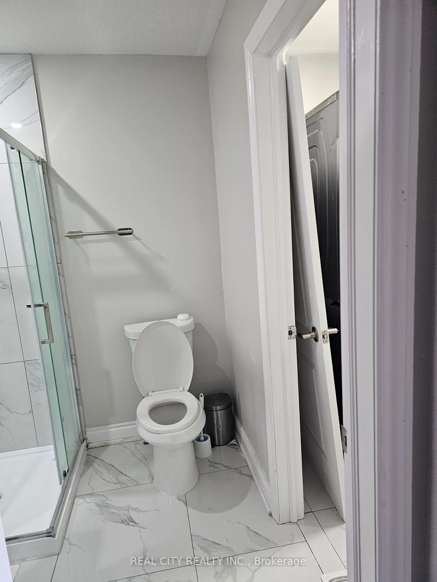 Photo 13 of 132 Sunset Way, Thorold, Rolling Meadows — HOMEH