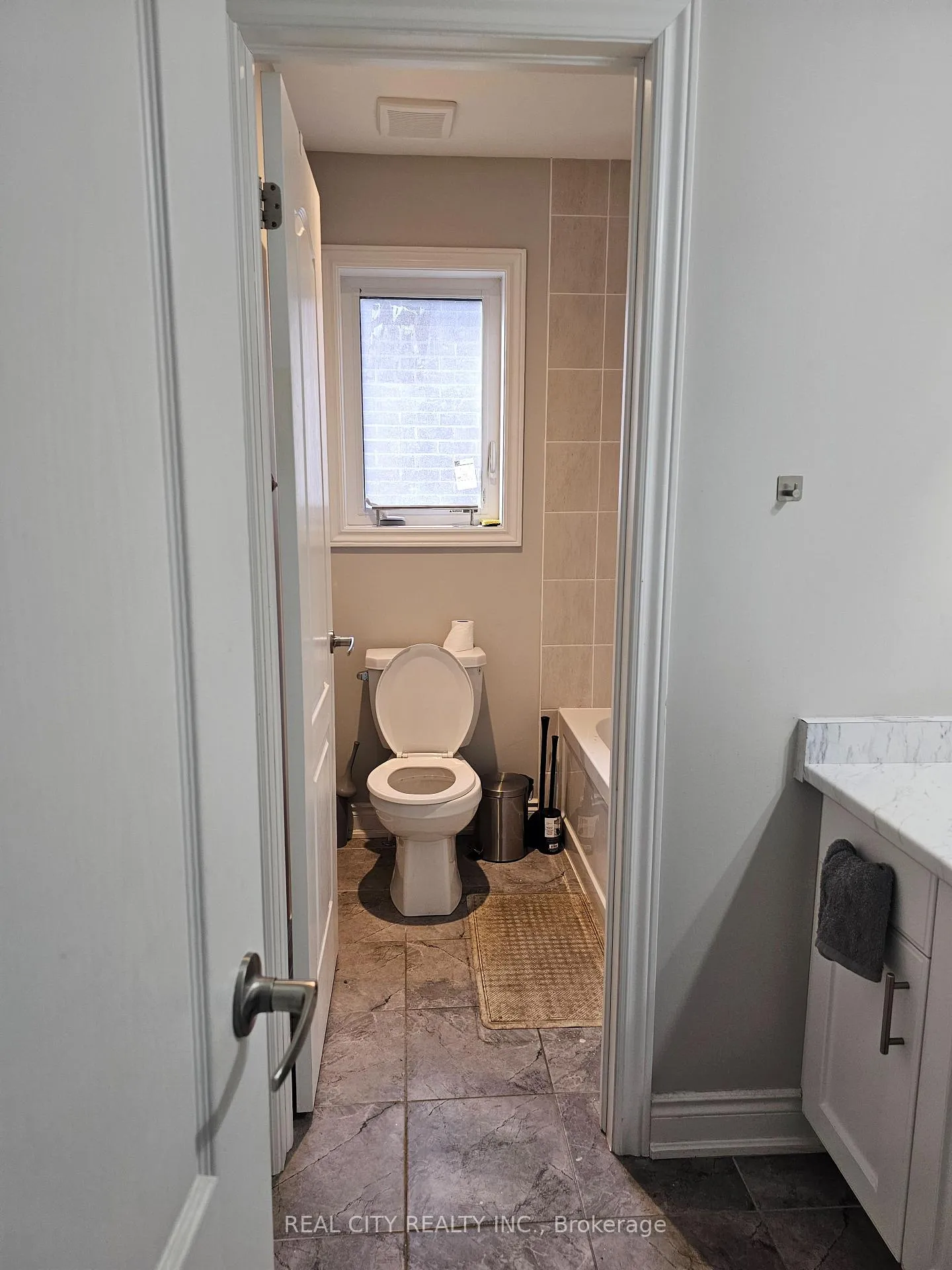 Photo 22 of 132 Sunset Way, Thorold, Rolling Meadows — HOMEH