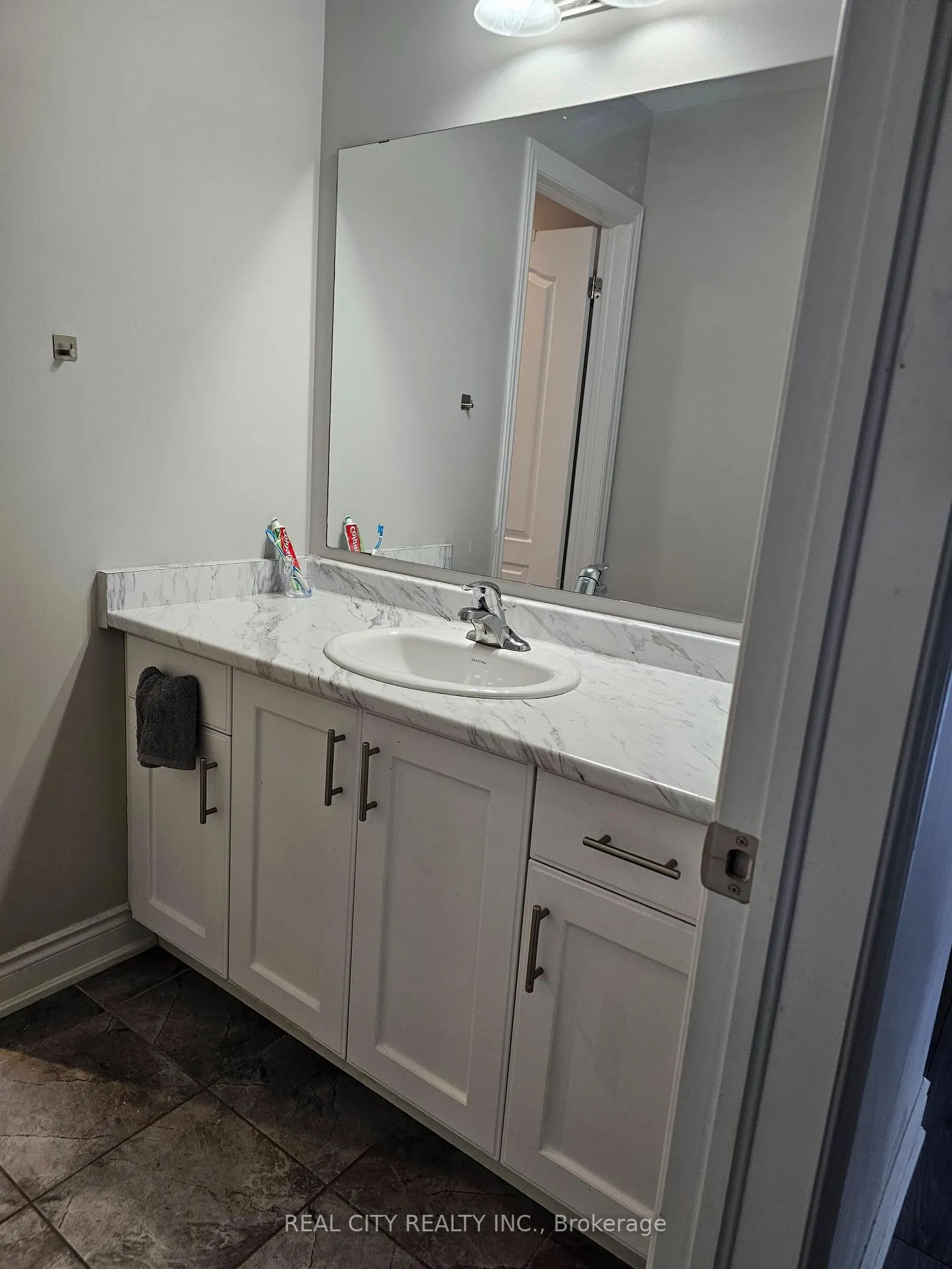 Photo 23 of 132 Sunset Way, Thorold, Rolling Meadows — HOMEH