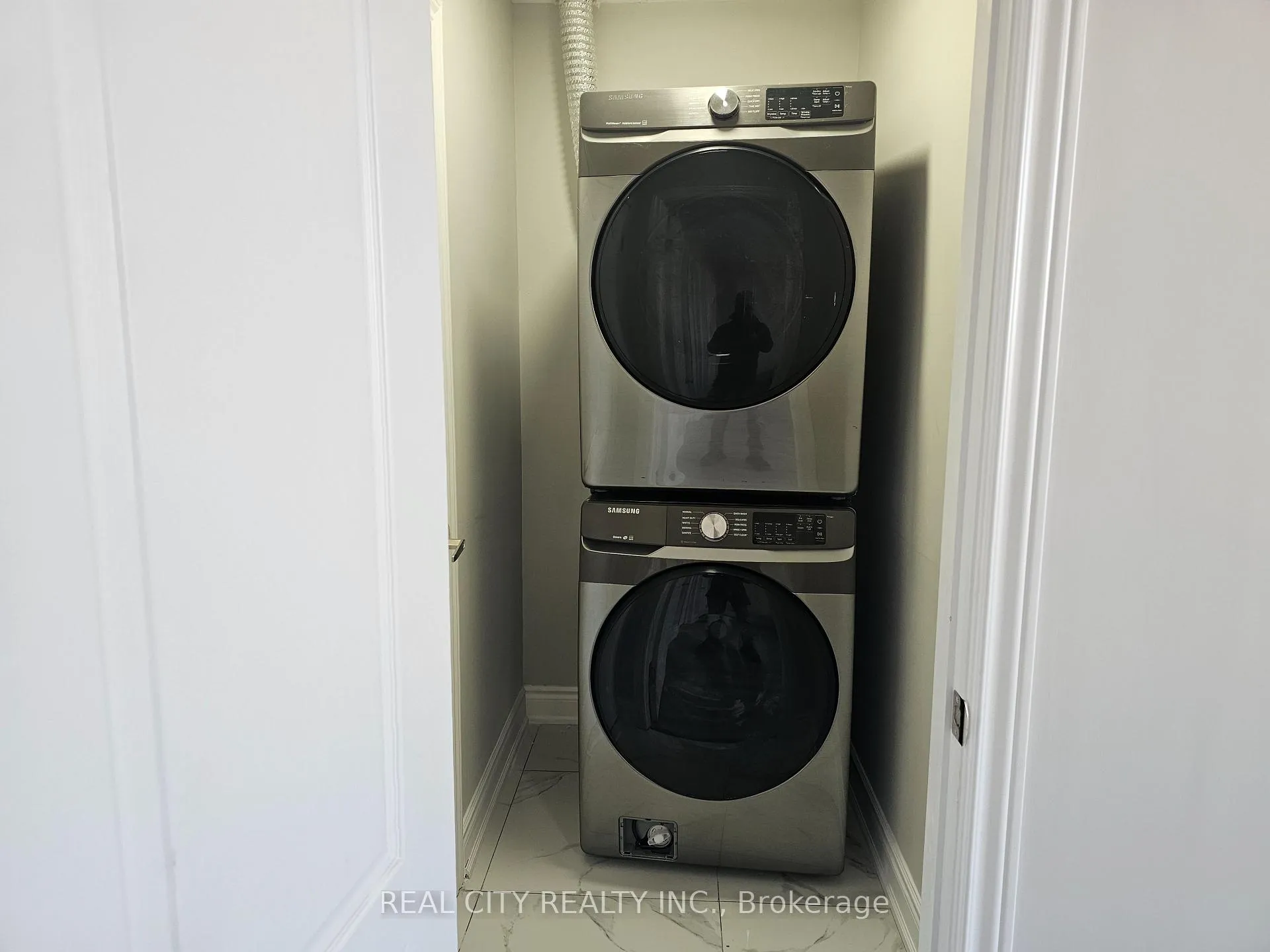 Photo 31 of 132 Sunset Way, Thorold, Rolling Meadows — HOMEH