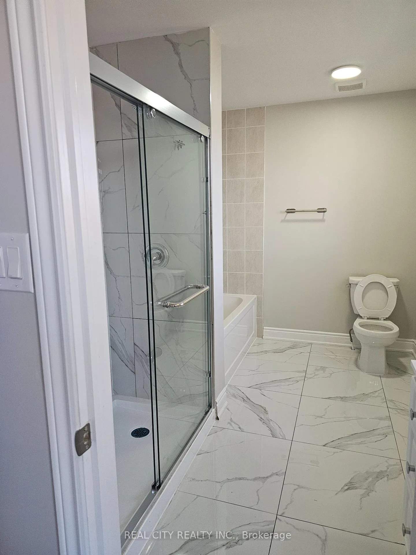 Photo 37 of 132 Sunset Way, Thorold, Rolling Meadows — HOMEH