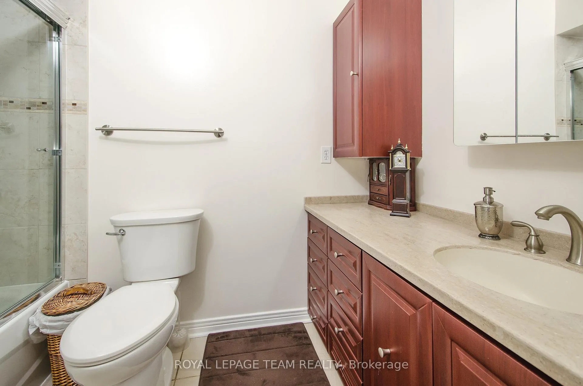 Photo 15 of 296 Besserer Street, Ottawa, Sandy Hill — HOMEH