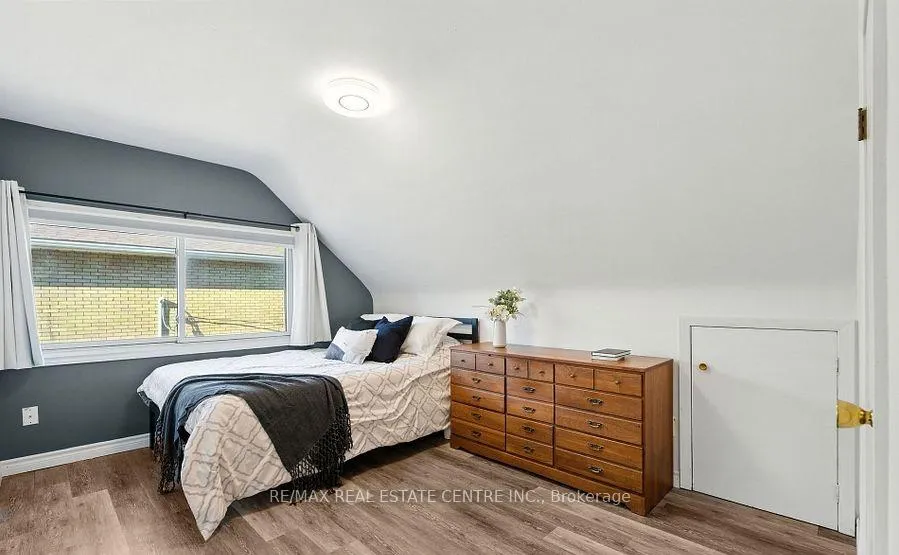 Photo 5 of Unit Unit - A, 154 Montgomery Road, Kitchener — HOMEH